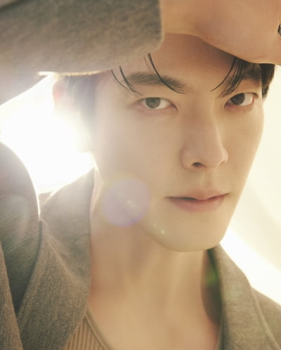 '2년간 비인두암 투병' 김우빈 "거창한 목표 NO, 사랑하는 사람과 건강하게만"[인터뷰①]