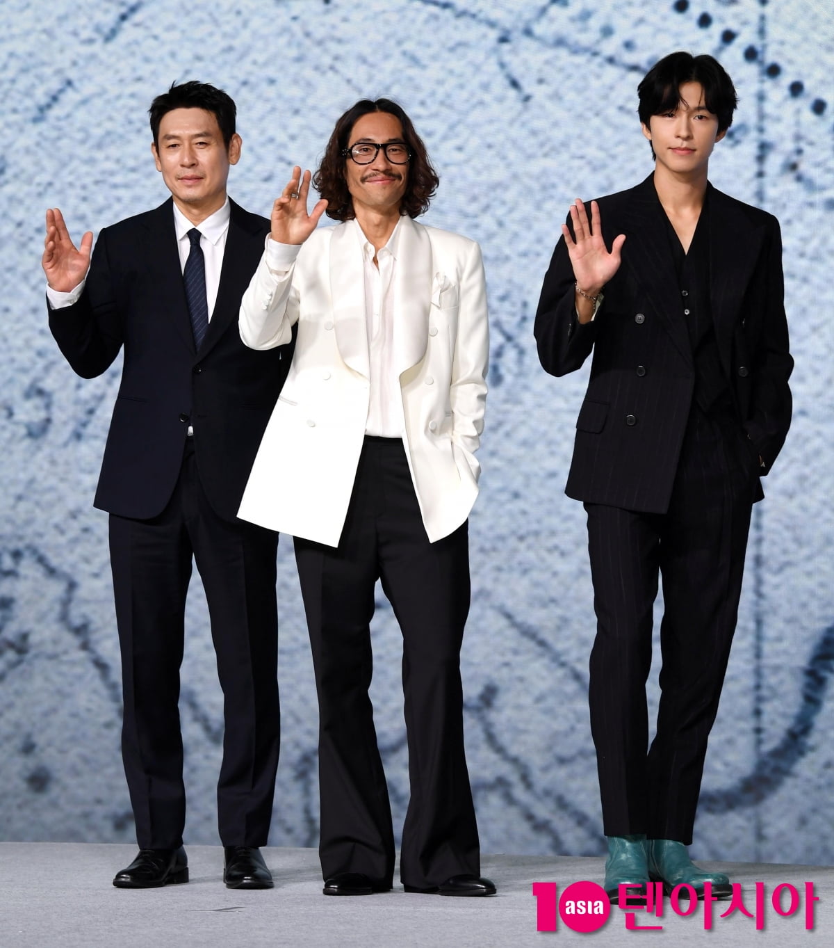 설경구-홍경-류승범, 영화 '굿뉴스' 주역들[TEN포토+]