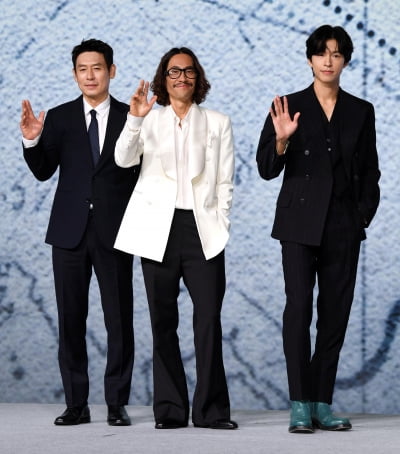 설경구-홍경-류승범, 영화 '굿뉴스' 주역들[TEN포토+]