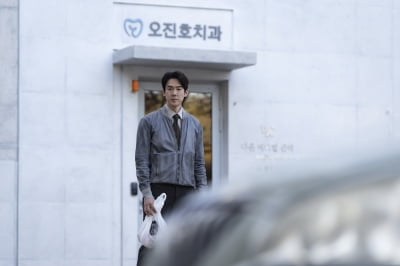 유연석, ♥이병헌 아내와 같이 일하더니…이병헌 질투심 유발했다('어쩔수가없다')