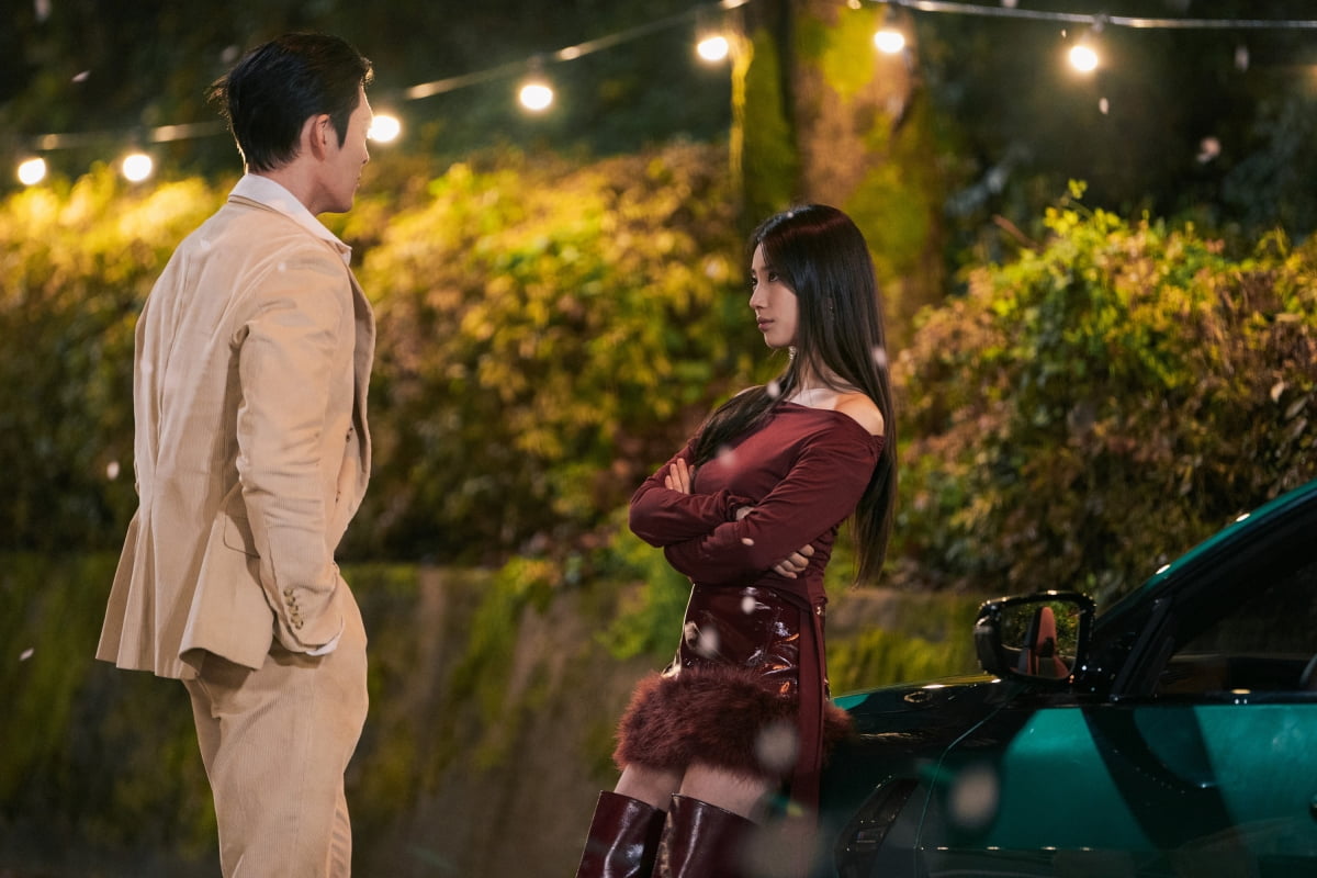 '기가지니' 김우빈♥수지, 결국 화제성 터졌다…'다 이루어질지니' 글로벌 1위[TEN이슈]
