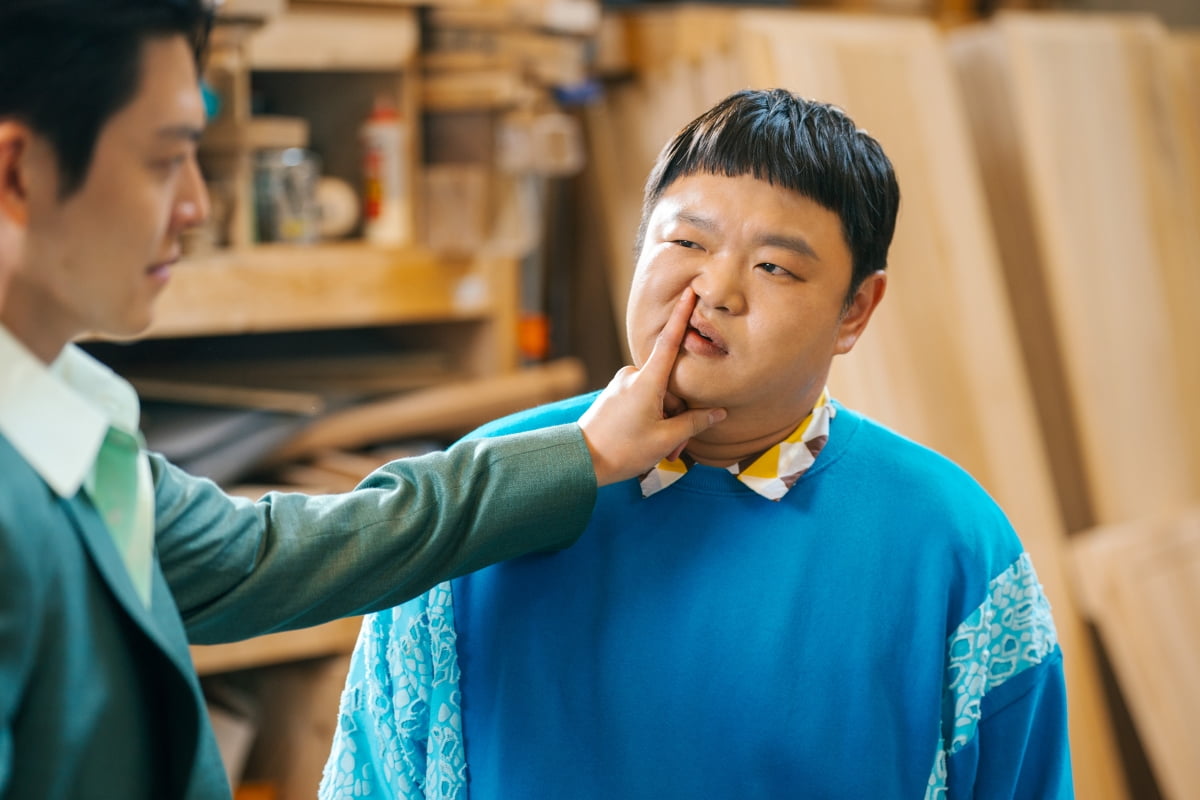 '기가지니' 김우빈♥수지, 결국 화제성 터졌다…'다 이루어질지니' 글로벌 1위[TEN이슈]