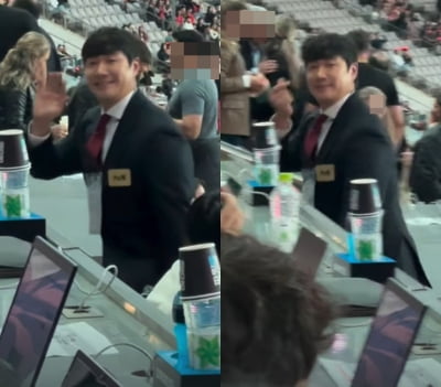 '14세 연하♥' 배성재, 관중들 신경 안 써…아내 찾은 후 일터에서 '꽁냥'