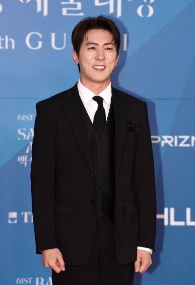 김원훈, 사생활 폭로 당했다…"점잖고 고급스러운 척해, 번호 저장해도 카톡 안 떠" ('길치')