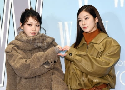 르세라핌 김채원-카즈하, 가을 여인[TEN포토]