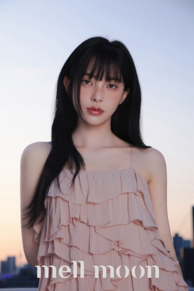 자격증 13개 땄다고 알려진 20대 신예 여배우, 뷰티계 접수했다…고혹적 분위기 자랑