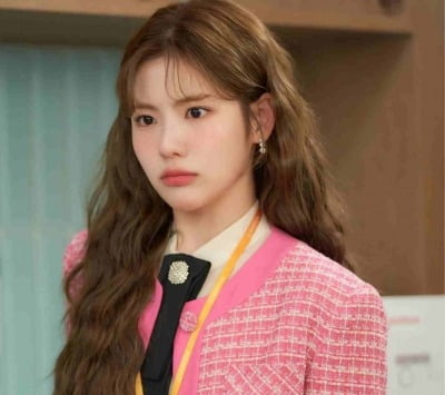 '달까지 가자' 주연 맡은 여배우, 알고보니 구구단 출신이었다…10년 차에 연기 변신