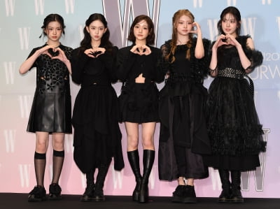 KiiiKiii Shines at W Korea's 20th Annual Breast Cancer Awareness Charity Event