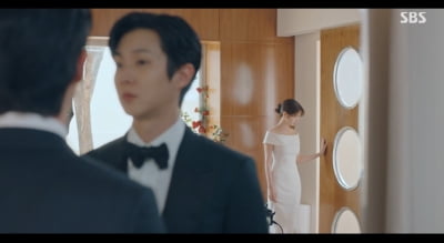 Romantic Twist in 'Would You Marry Me?': Kim Woo-joo's Mysterious Past with Yoo Mary Unveiled
