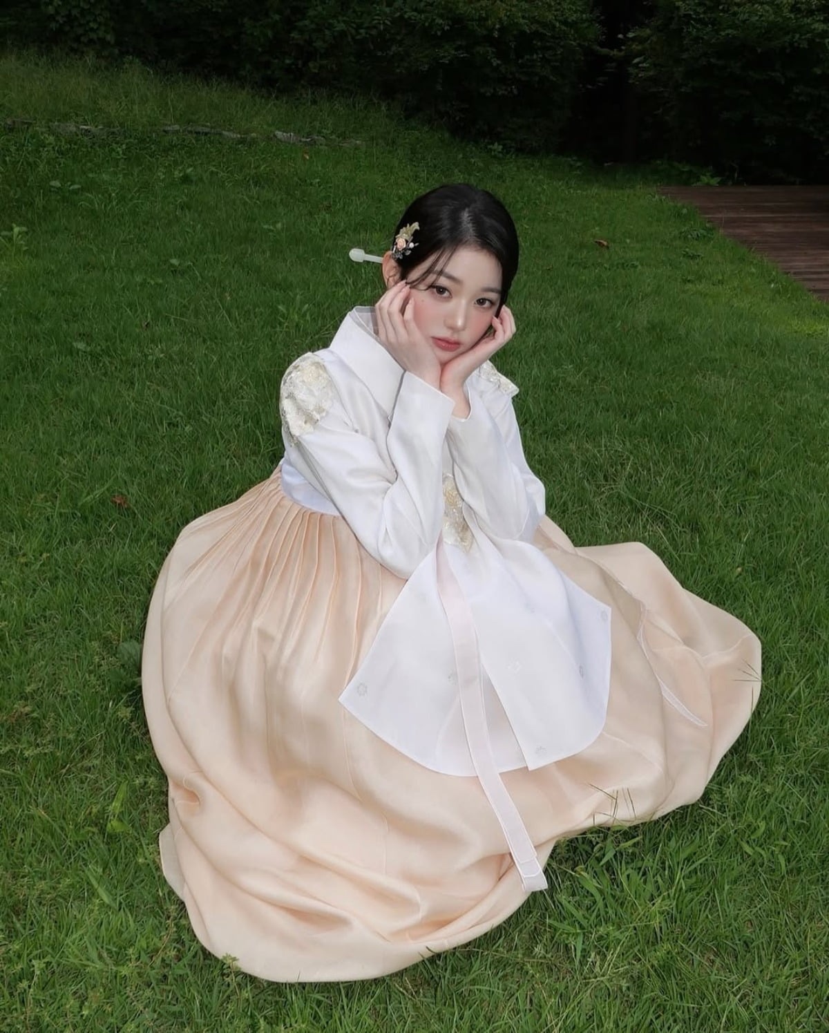 사진 = 장원영 인스타그램 