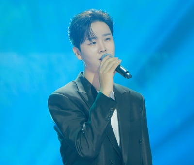 송민준, 매력 넘치는 무대[TEN포토]