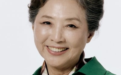 [공식] 고두심, 74세에 기쁜 소식 전했다…3년 만에 고향 작품, 한석규와 호흡 ('괸당')