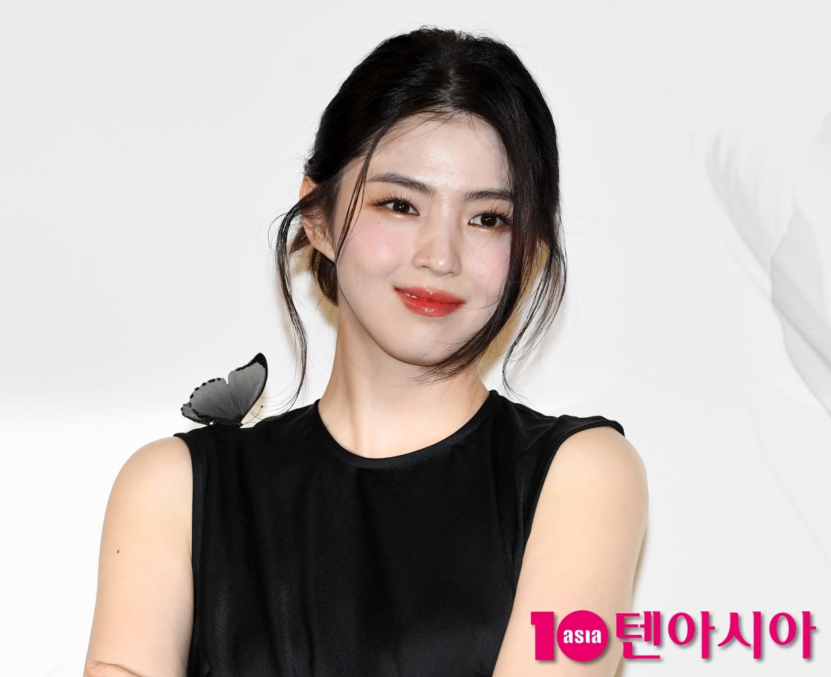 한소희, 반짝 반짝 눈이 부셔...보석 기죽이는 미모[TEN포토+]