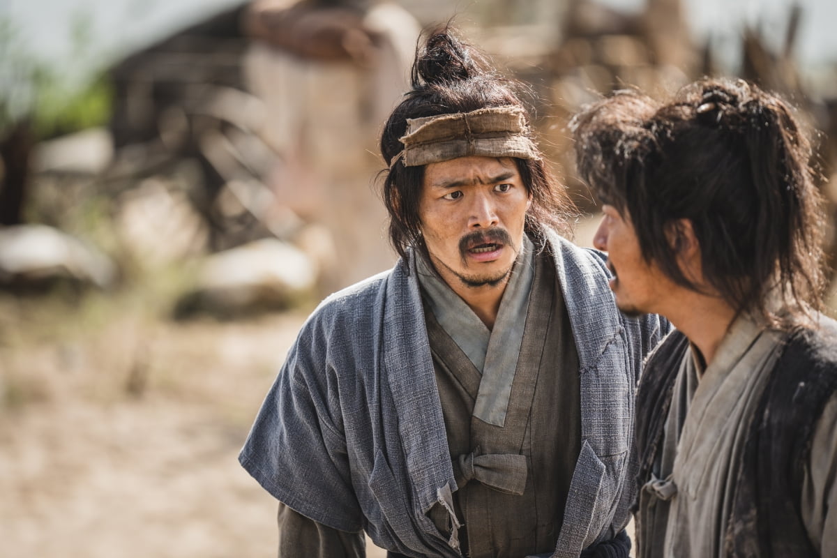 김철윤, 외모는 거칠지만 내면은 따뜻했다('탁류')