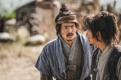 김철윤, 외모는 거칠지만 내면은 따뜻했다('탁류')