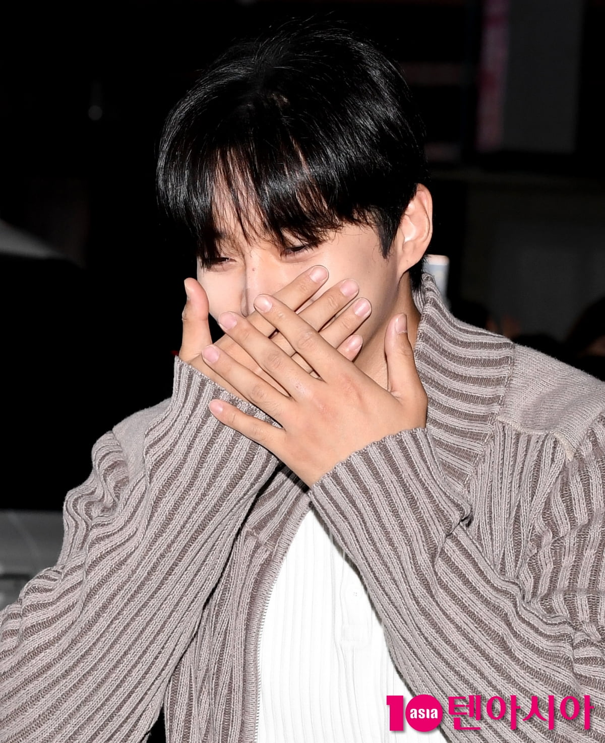 '태풍상사' 이준호, 머리부터 발끝까지 센스...남친룩으로 종방연 왔어요[TEN포토+]