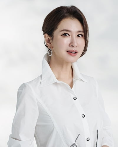 [공식] '대학교수♥' 이일화, 재혼 15년 차에 벅찬 소식 알렸다…"함께하게 돼 영광, 전폭적 지원 예정"