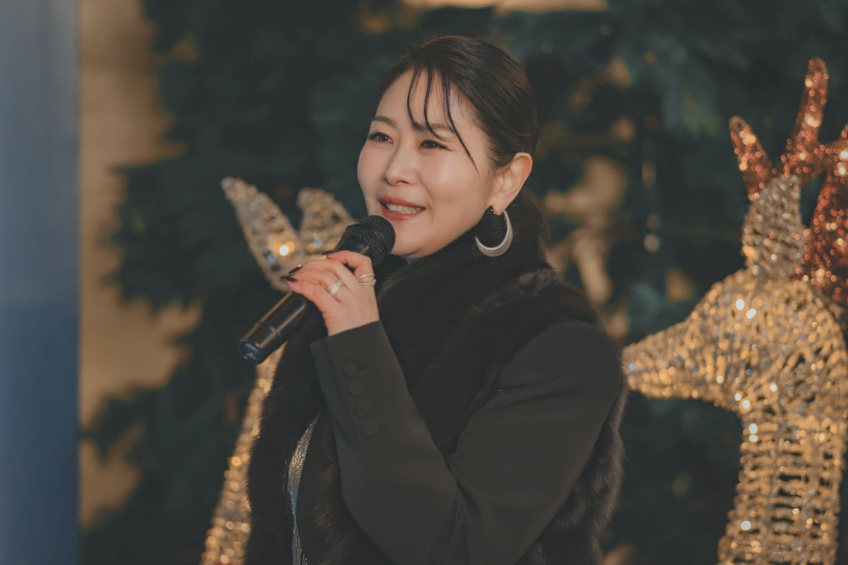 '싱글맘' 김유미, 배수빈과 재혼했다…아들 지켜내려는 삐뚤어진 모성 ('친애하는X')