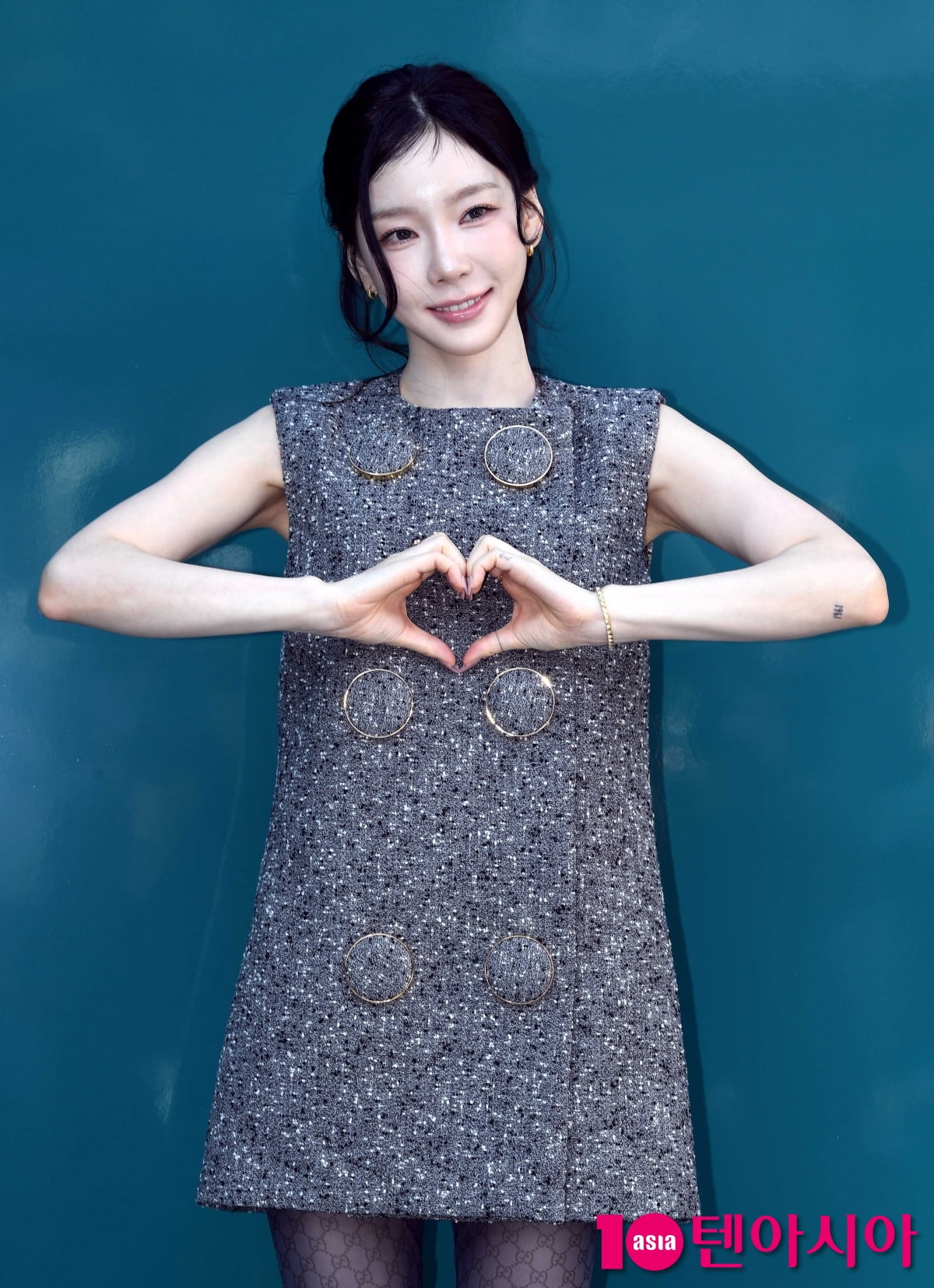 태연, 청순미 뿌리는 미소...꽃내음 가득한 매력[TEN포토+]