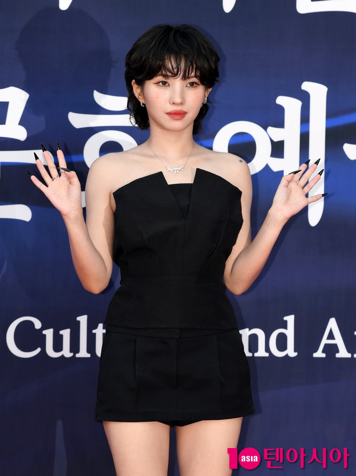 아이들 소연, 그룹 대표로 왔어요...미연언니 생일축하[TEN포토+]