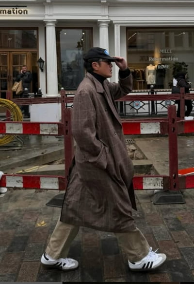 하정우, 팬 향해 19금 발언하더니…이번엔 영국인 노할 "명동성당"