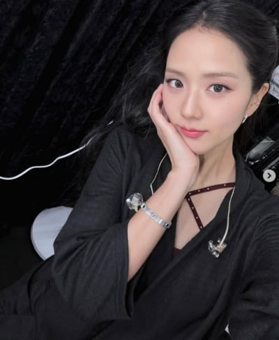 혜리 필라테스 쌤 복터졌네…블랙핑크 지수에 선물 보따리 '세트로' 받아