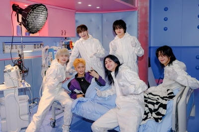엑스디너리 히어로즈, 키치한 매력에 '전치 1生'…MV 비하인드 포토 공개