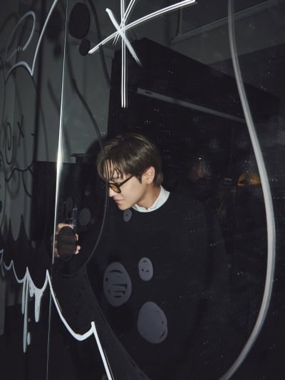 '2년 공백' 김범, 돌아오더니 테토남 다 됐다…거울 앞에서 포착된 충격적인 근황