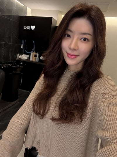 '6년 공백' 박한별, 남편 논란 후 기쁜 소식 전했다…헤어 바꾸고 리즈 갱신