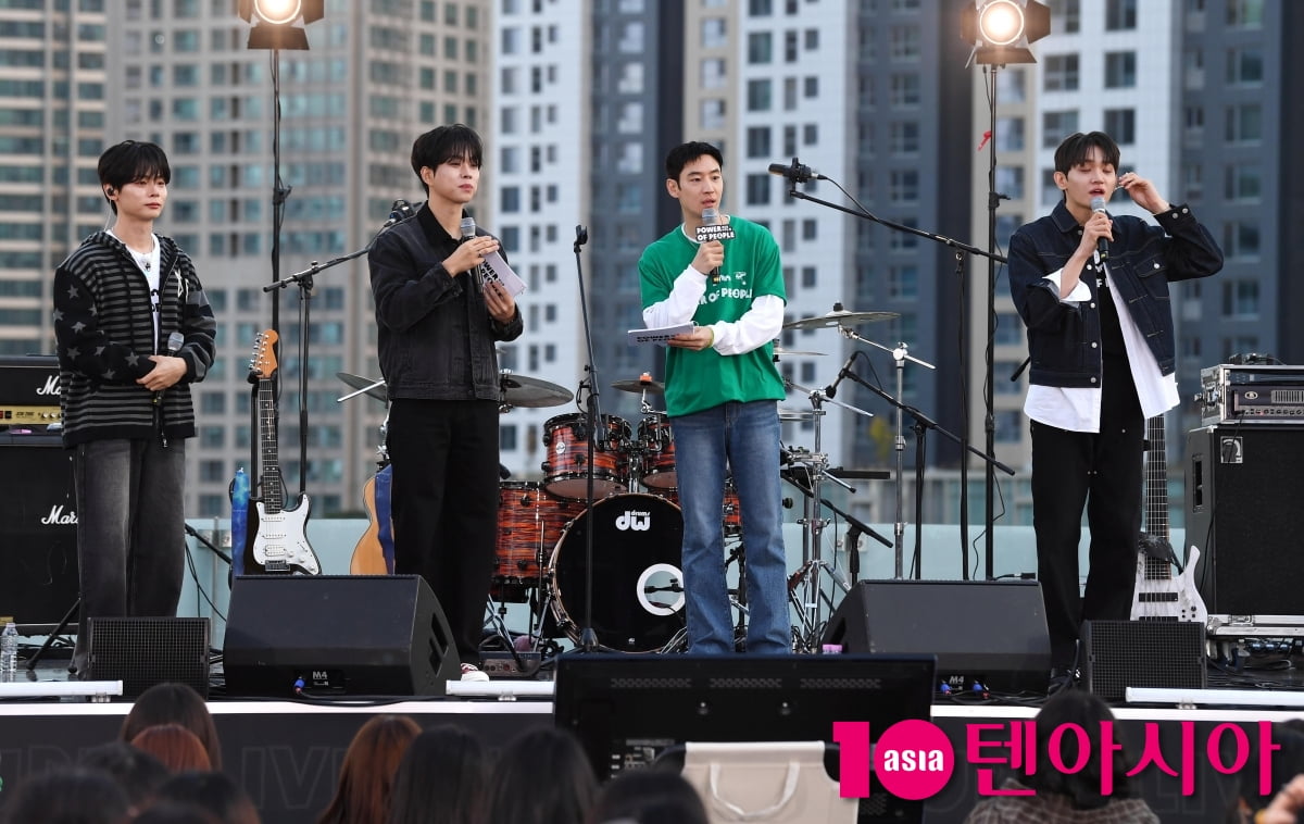 이제훈-루시, 기부 토크콘서트 '옥스팜 슈퍼라이브' 참석[TEN포토]
