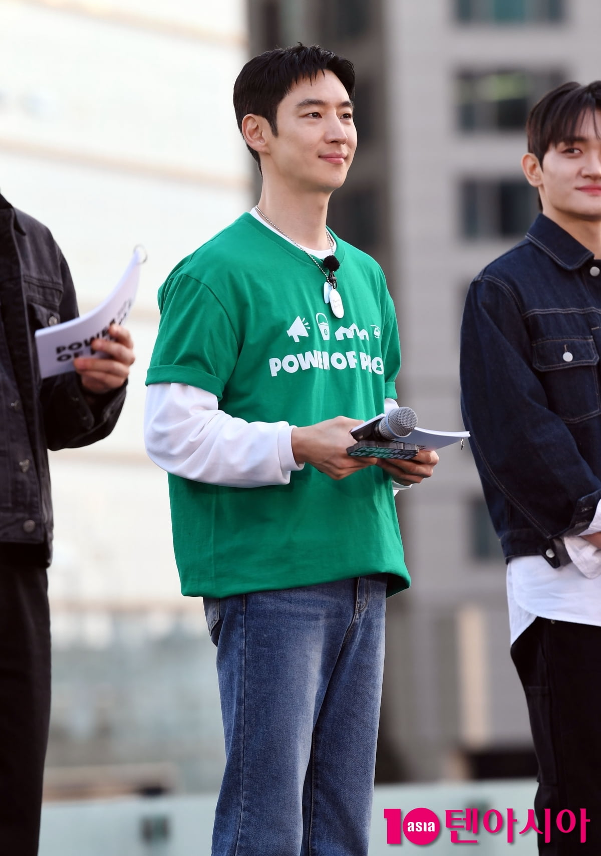 이제훈, 기후 취약계층을 위해 따뜻한 마음[TEN포토]