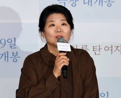 이정은, 물 공포증 고백했다…"접시 물에 코 박고도 죽을 듯"('하얀 차를 탄 여자')