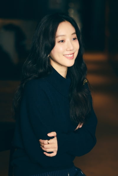 정려원, 2월 한파에 14일 만에 촬영…"제대로 놀고 개운하게 끝내려고"('하얀 차') [인터뷰①]
