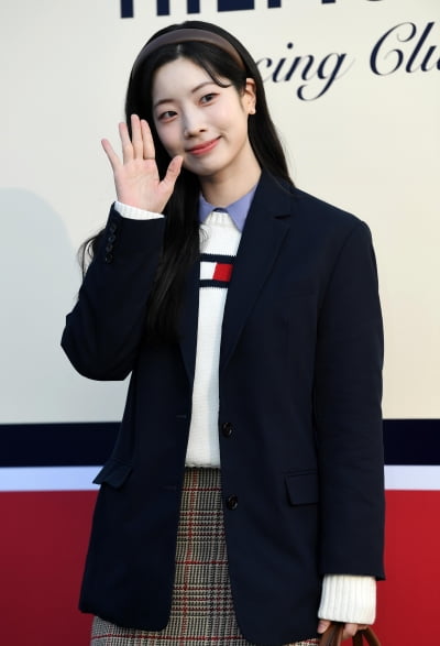 트와이스 다현, 가을 햇살을 맞으며...날씨가 너무 좋아[TEN포토+]
