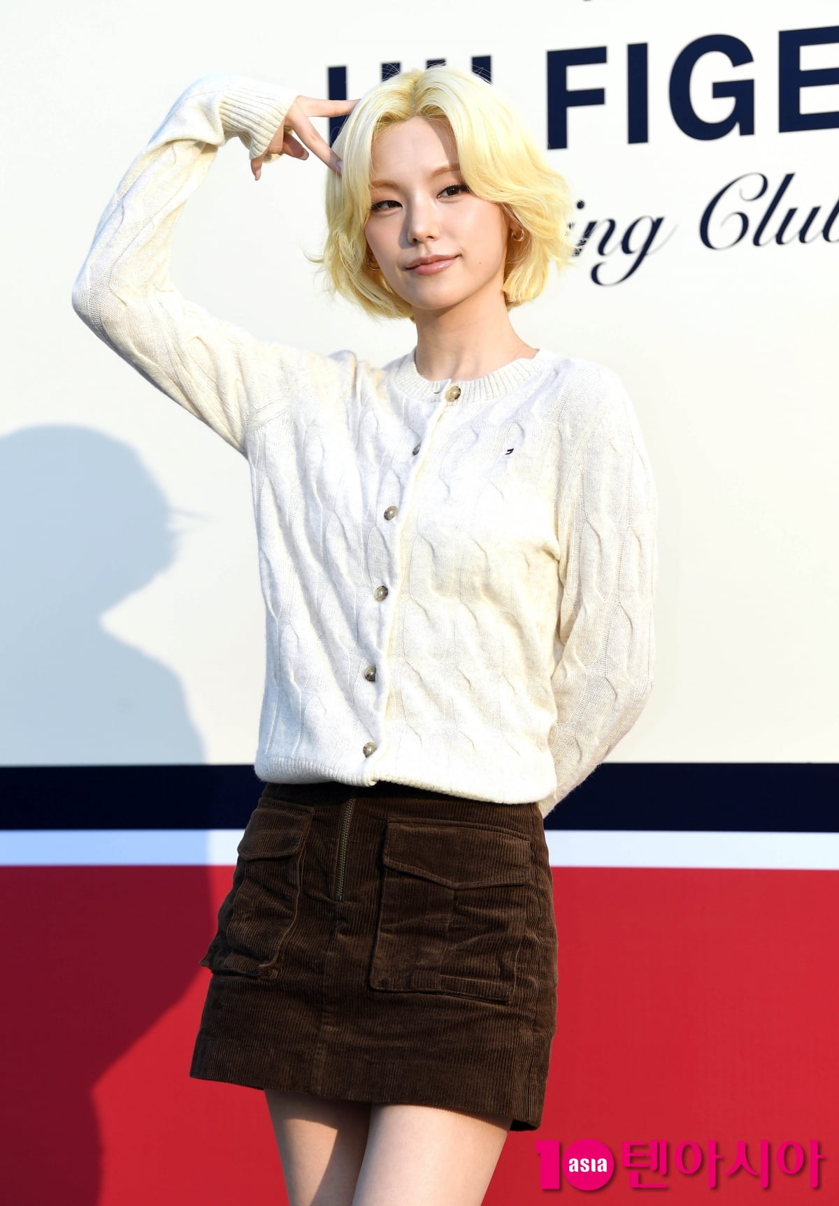 있지 예지, 그림자 마저 이쁨...빛나는 금발[TEN포토+]