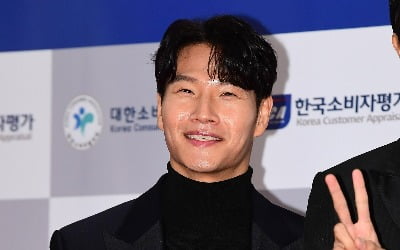 김종국, 결혼 1달 만에 고정만 2개 꿰차더니…"시즌2를 기대해도 좋을 만큼의 호흡" ('잘빠지는')