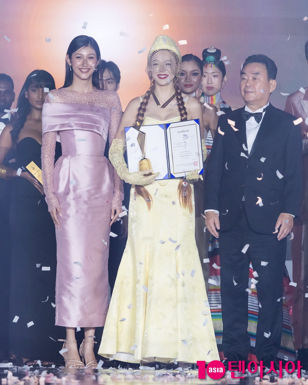 Adelina Zaria, '2025 하이원리조트 아시아모델페스티벌-페이스 오브 아시아 Grand Prize Winner' 수상[TEN포토]