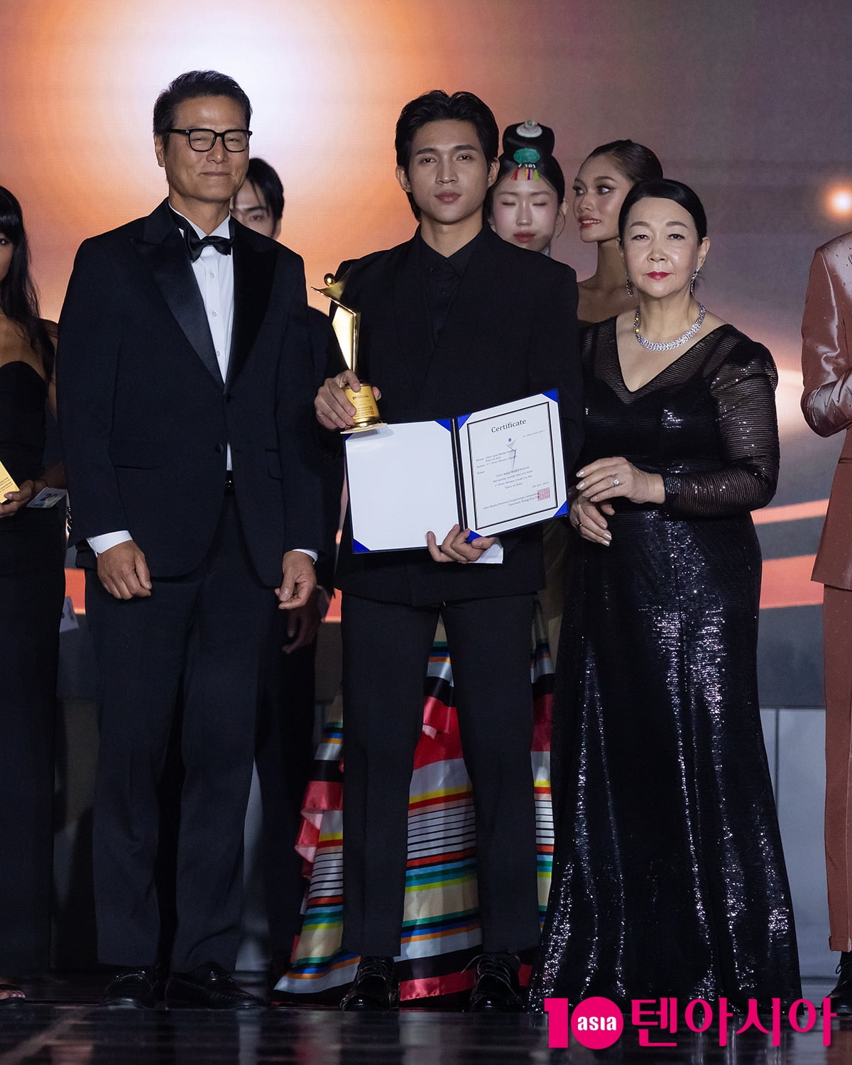 Thuta Aung, '2025 하이원리조트 아시아모델페스티벌-페이스 오브 아시아 1st Prize Winner (Male)' 수상[TEN포토]