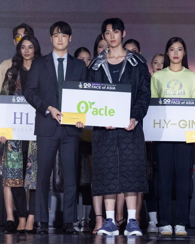 황주원, '2025 하이원리조트 아시아모델페스티벌-페이스 오브 아시아 오라클상' 수상[TEN포토]