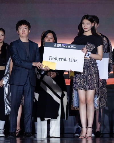 ZHANG YIBING, '2025 하이원리조트 아시아모델페스티벌-페이스 오브 아시아 리퍼럴링크상' 수상[TEN포토]