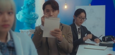 '32세' 허남준도 논란 불거졌는데…'40대' 임철수, 교복 입고 고등학생 연기 "가장 빛나" ('스피릿')