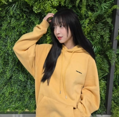 쯔양, 떡볶이 1000인분 먹는데 옷 핏 실화인가…변기물 10번 내린 듯