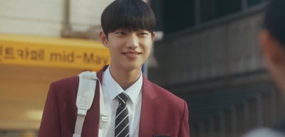 잘생겼다고 소문난 SM 신인 남배우…싸움 기술 전수→"잘못한 게 없으면 쫄지 마" ('스피릿')