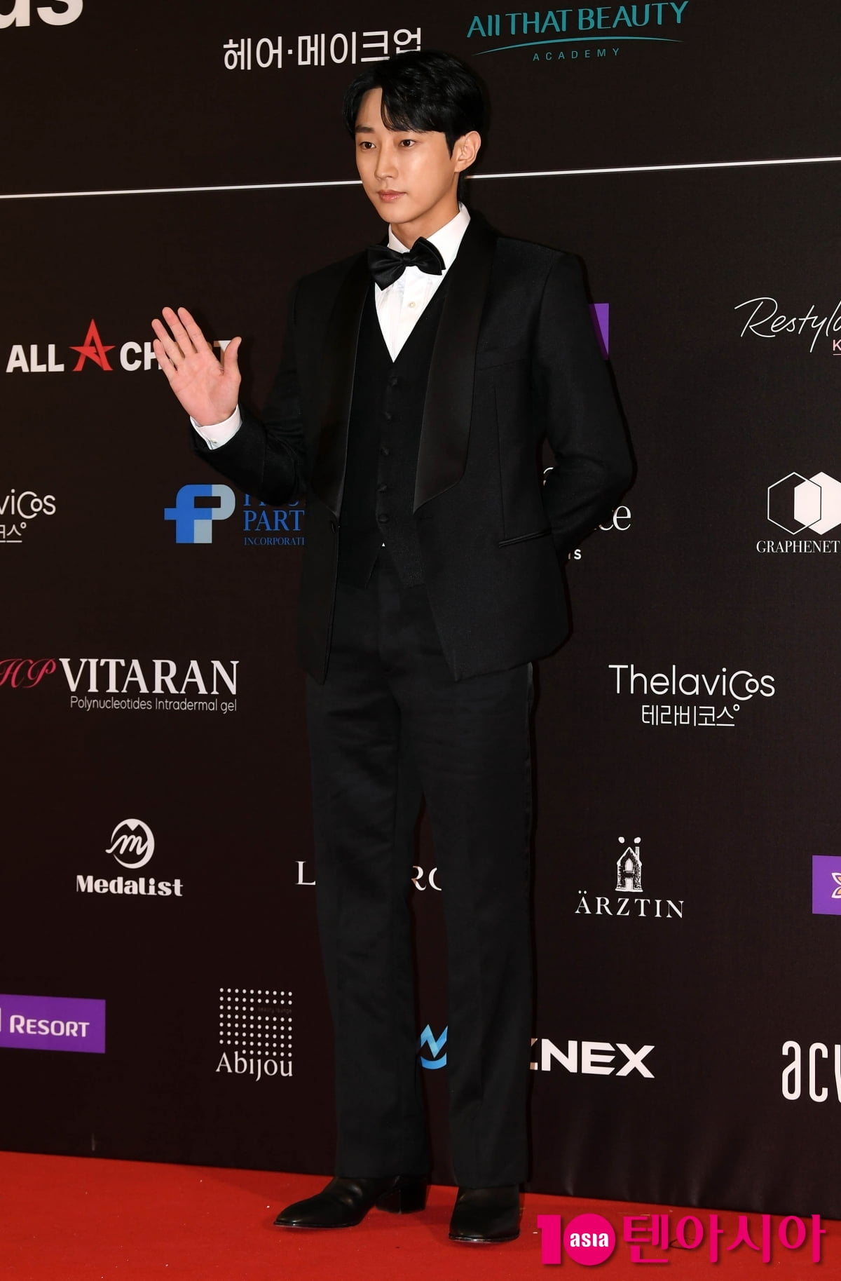 진영, 남성미 가득한 에토남[TEN포토+]