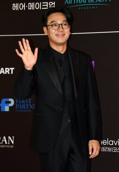 김남희, 훈훈한 하트[TEN포토+]