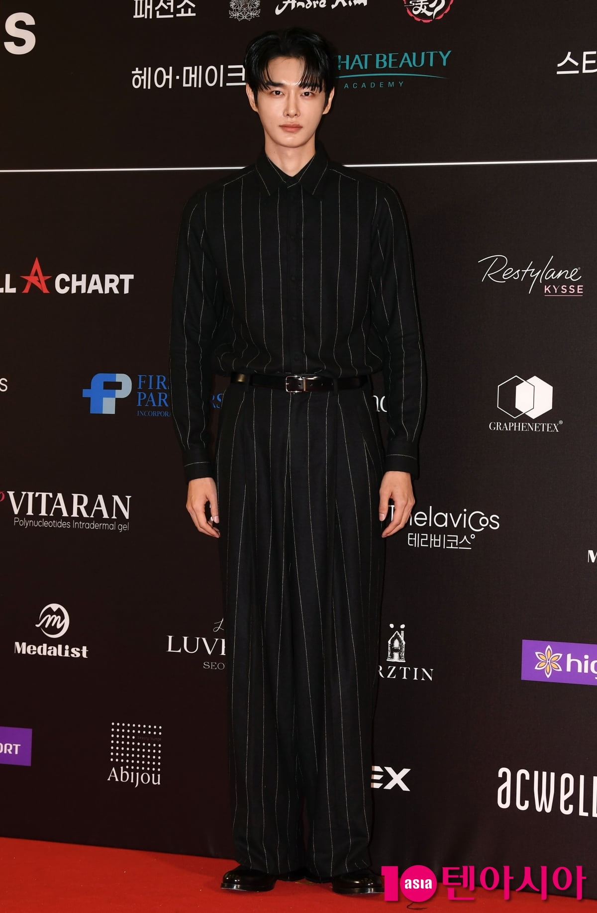 강희, 강렬한 눈빛[TEN포토+]