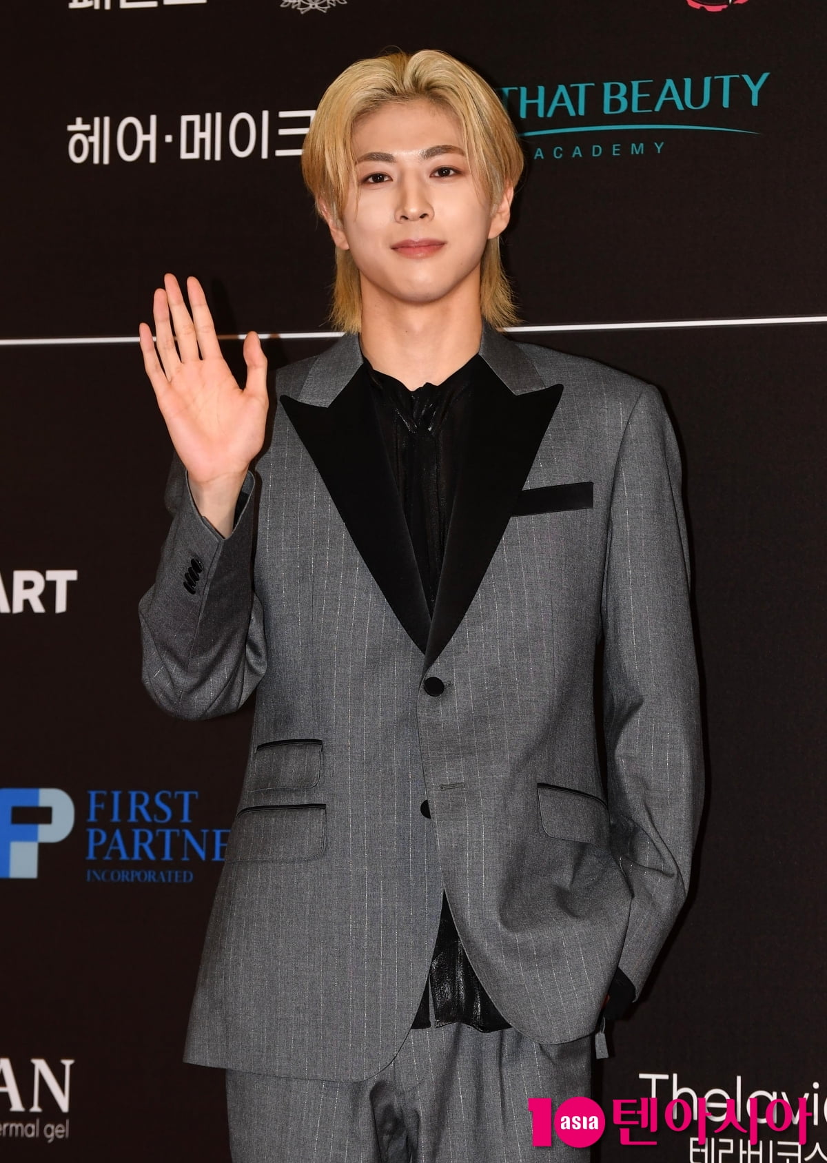 타키모토 히로토, 이 미소에 빠져든다[TEN포토+]