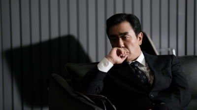 류승룡, 입사 25년 차에 위기 맞았다…실적 부진→입사 동기 좌천 ('김부장')