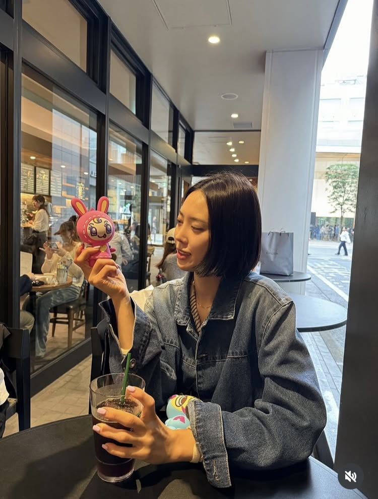 ‘12월 결혼설’ 손나은 여동생, 붕어빵 DNA…임찬규가 찍어줬나