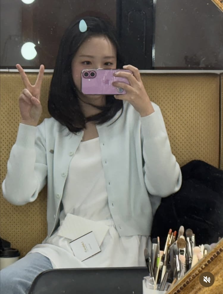 지예은, 갑상선 문제로 고생하더니…살이 쏙 빠진 V라인